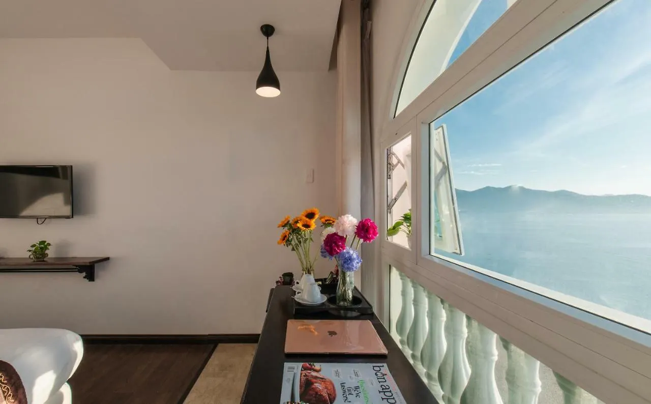 Bellevue Hotel Nha Trang 3*,  Vietnam